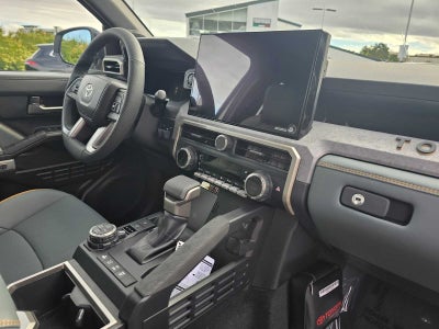 2026 Toyota Tacoma i-FORCE MAX Tacoma Trailhunter