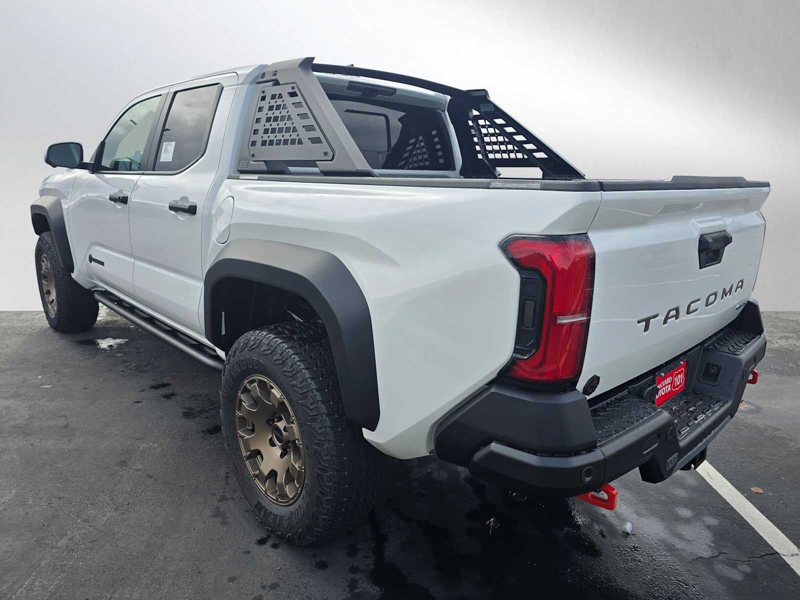 2026 Toyota Tacoma i-FORCE MAX Tacoma Trailhunter
