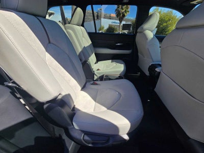 2026 Toyota Grand Highlander Hybrid MAX Platinum