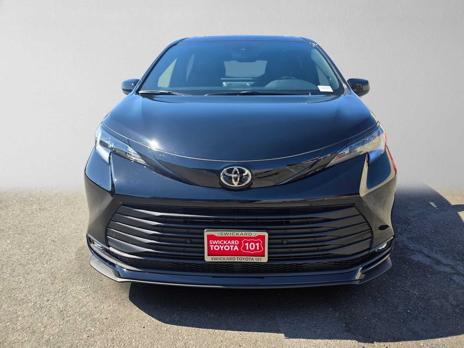 2026 Toyota Sienna Woodland Edition