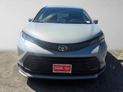 2026 Toyota Sienna Woodland Edition