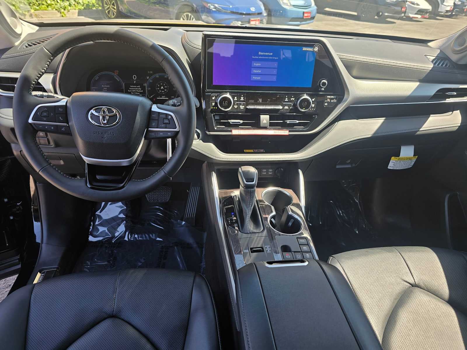 2026 Toyota Highlander Hybrid Platinum