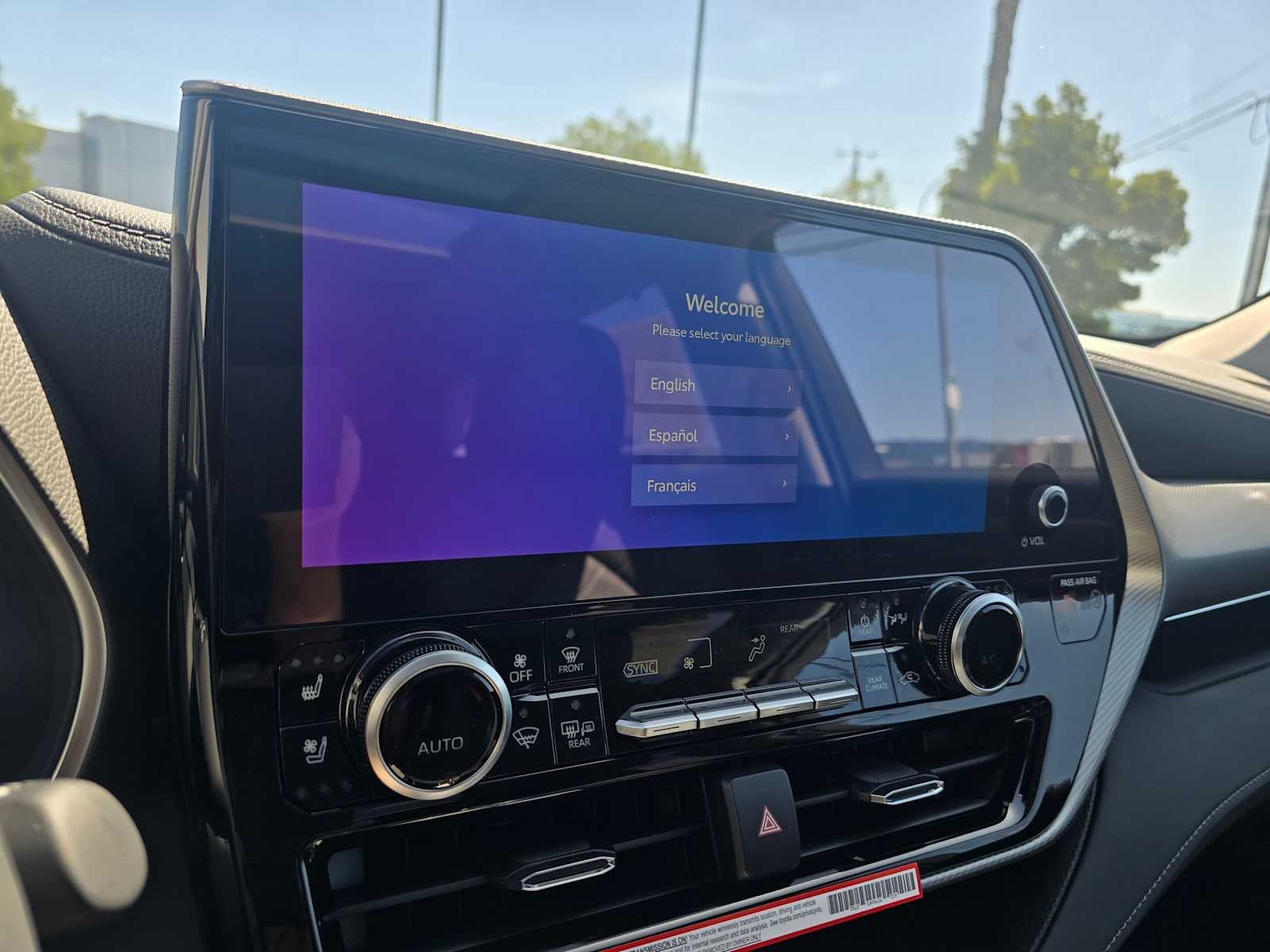 2026 Toyota Highlander Hybrid Platinum