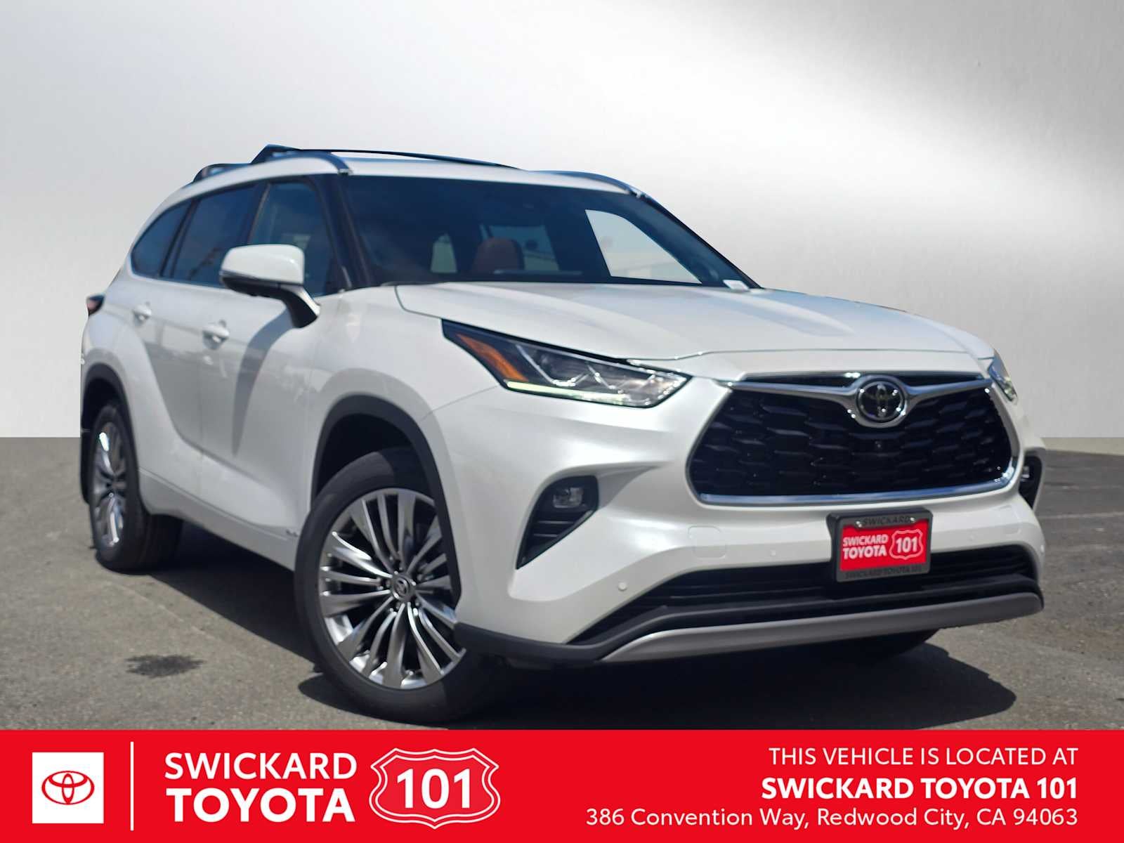 2026 Toyota Highlander Hybrid Platinum