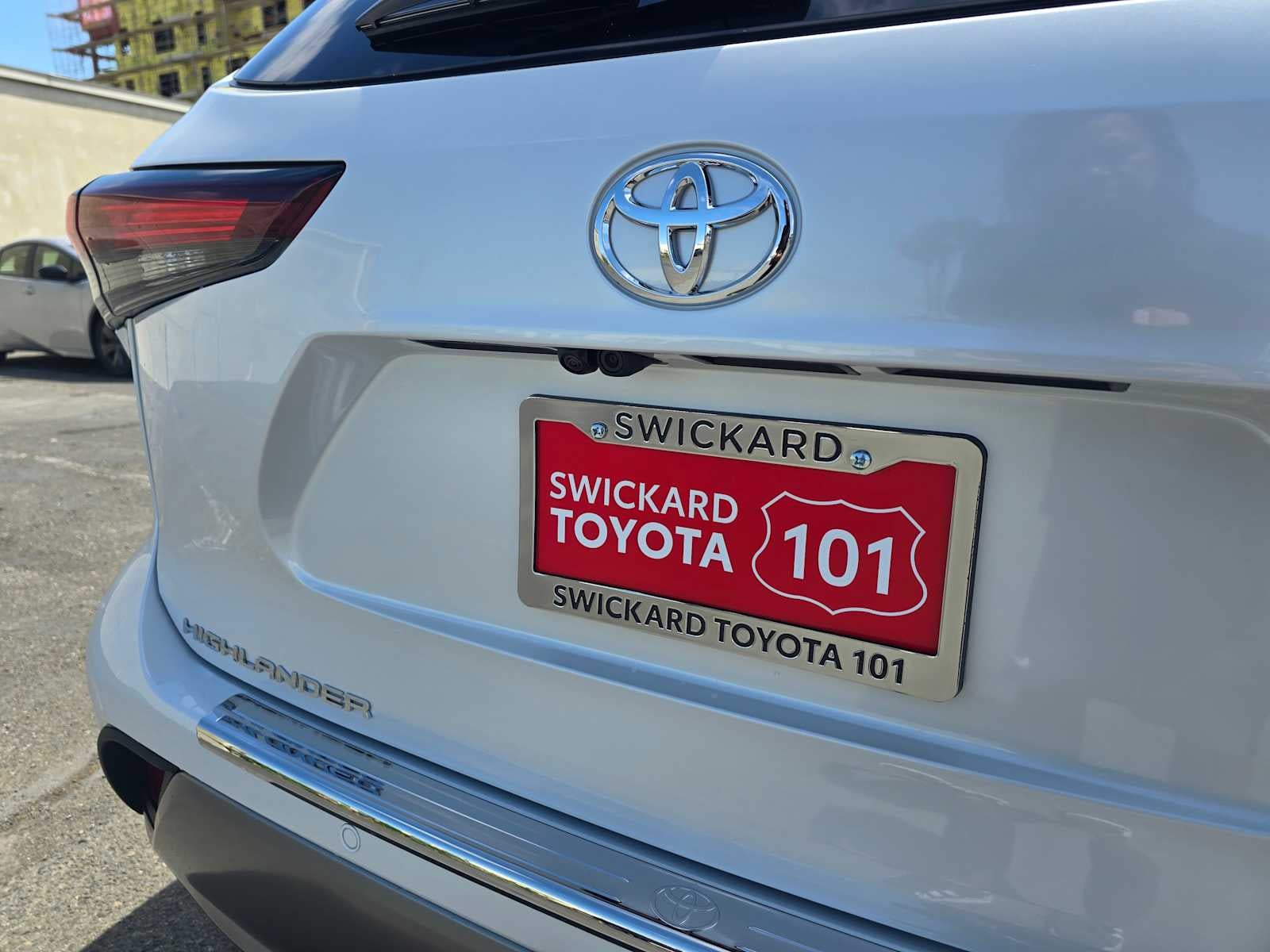 2026 Toyota Highlander Hybrid Platinum