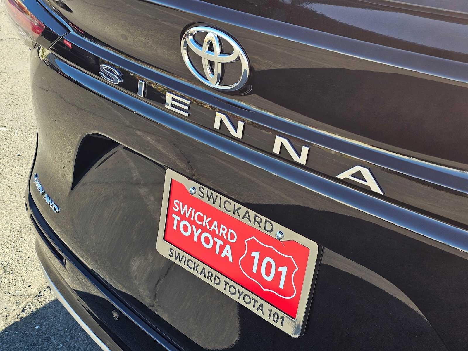 2026 Toyota Sienna Platinum