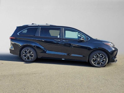 2026 Toyota Sienna Platinum
