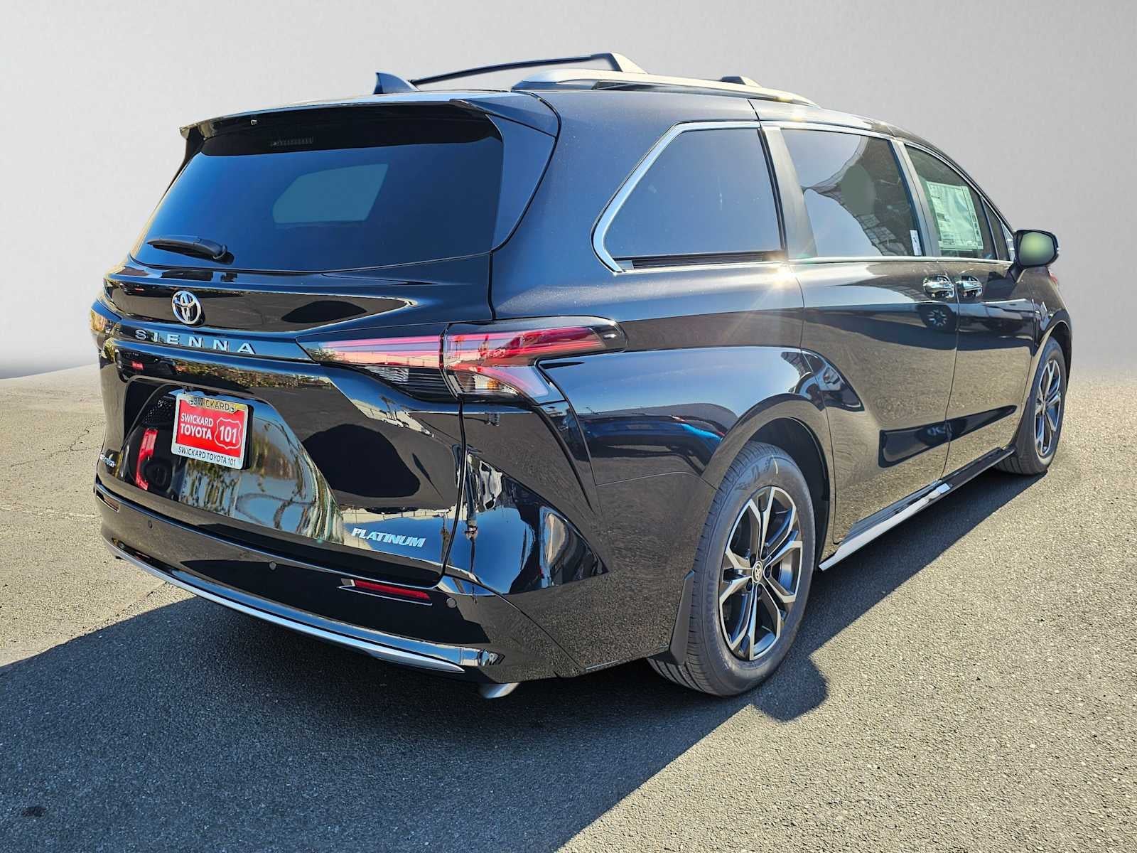 2026 Toyota Sienna Platinum