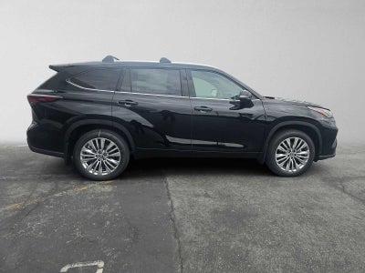 2026 Toyota Highlander Platinum
