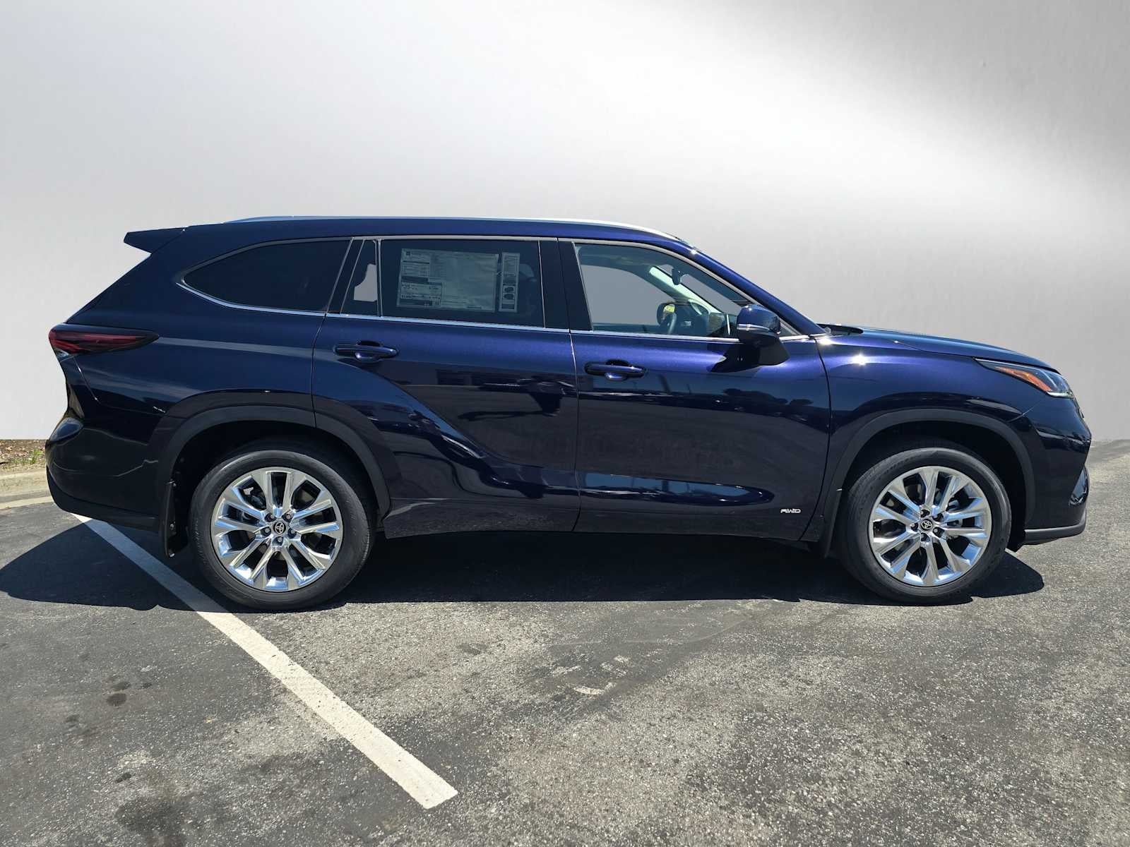 2026 Toyota Highlander Hybrid Limited