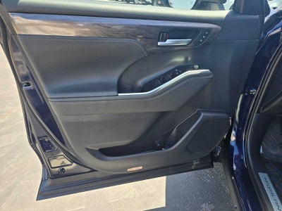 2026 Toyota Highlander Hybrid Limited