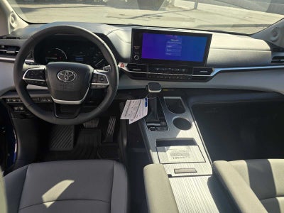 2026 Toyota Sienna XLE