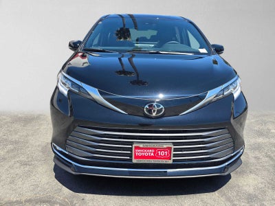2026 Toyota Sienna Limited
