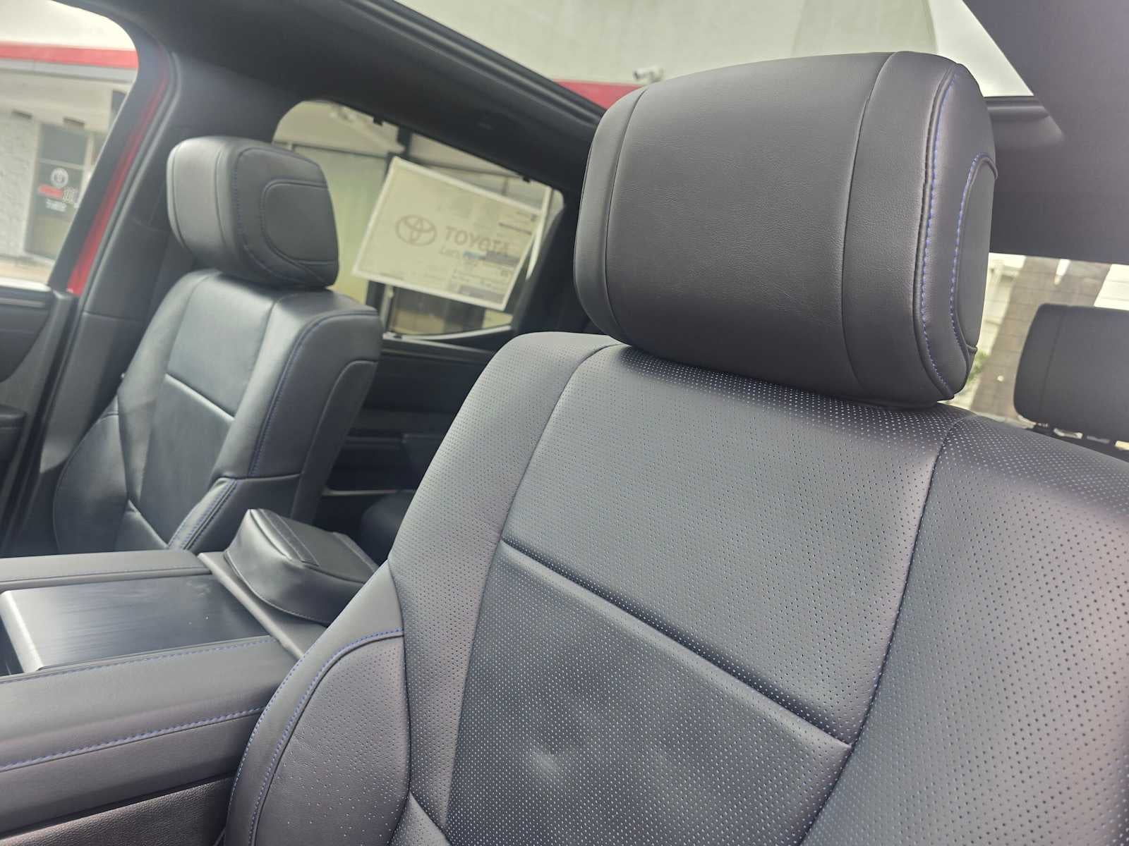 2026 Toyota Tundra i-FORCE MAX Tundra Platinum