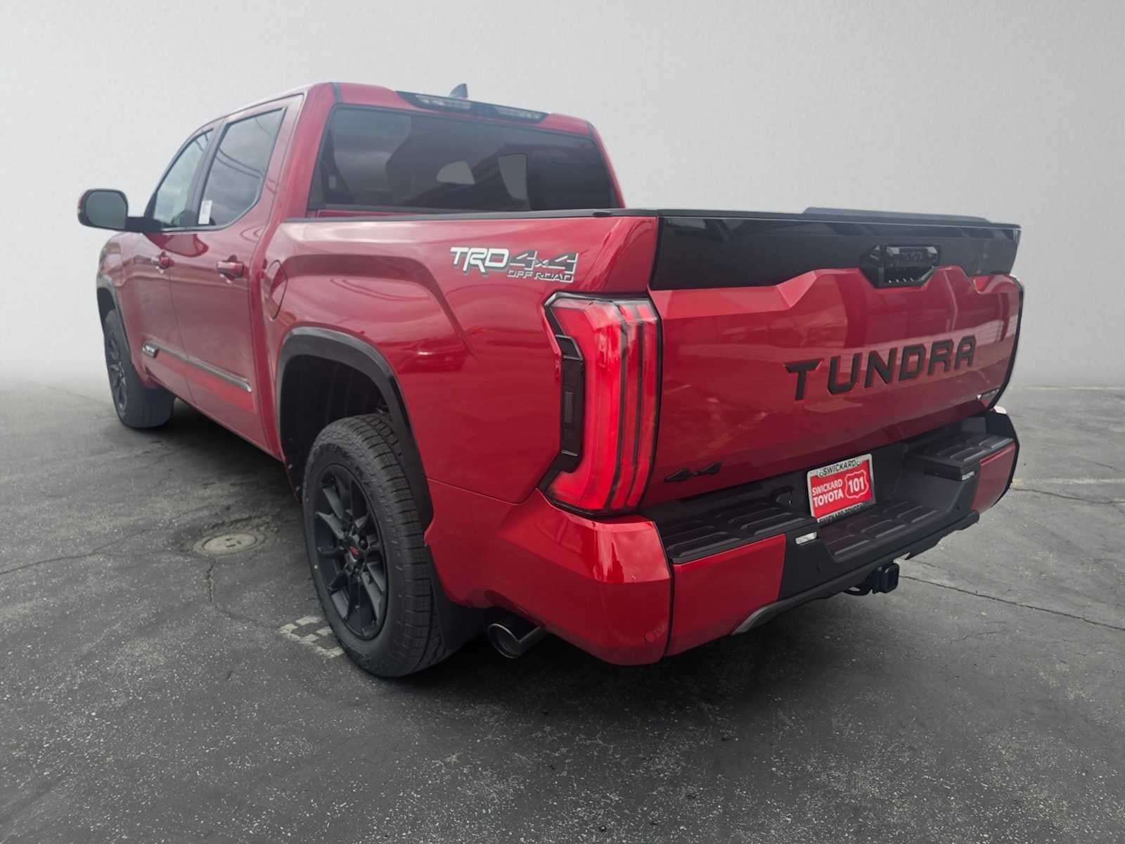 2026 Toyota Tundra i-FORCE MAX Tundra Platinum