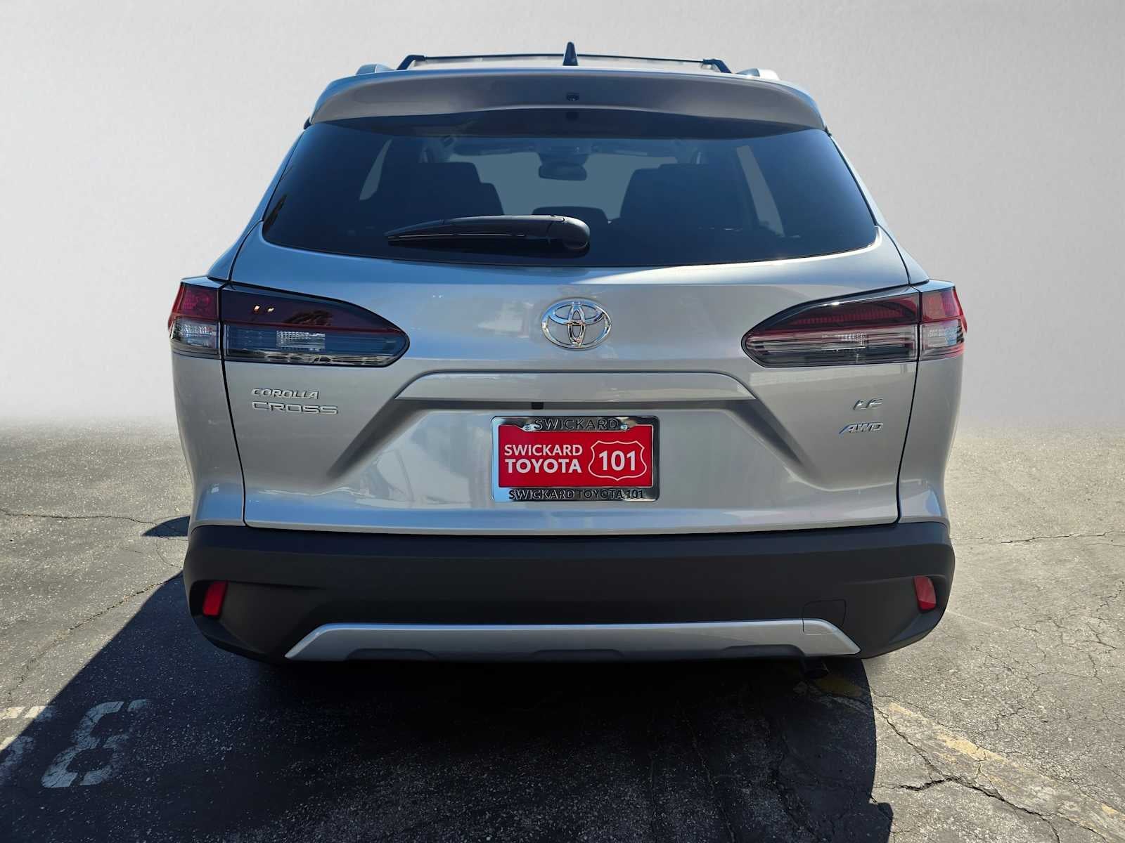 2026 Toyota Corolla Cross LE