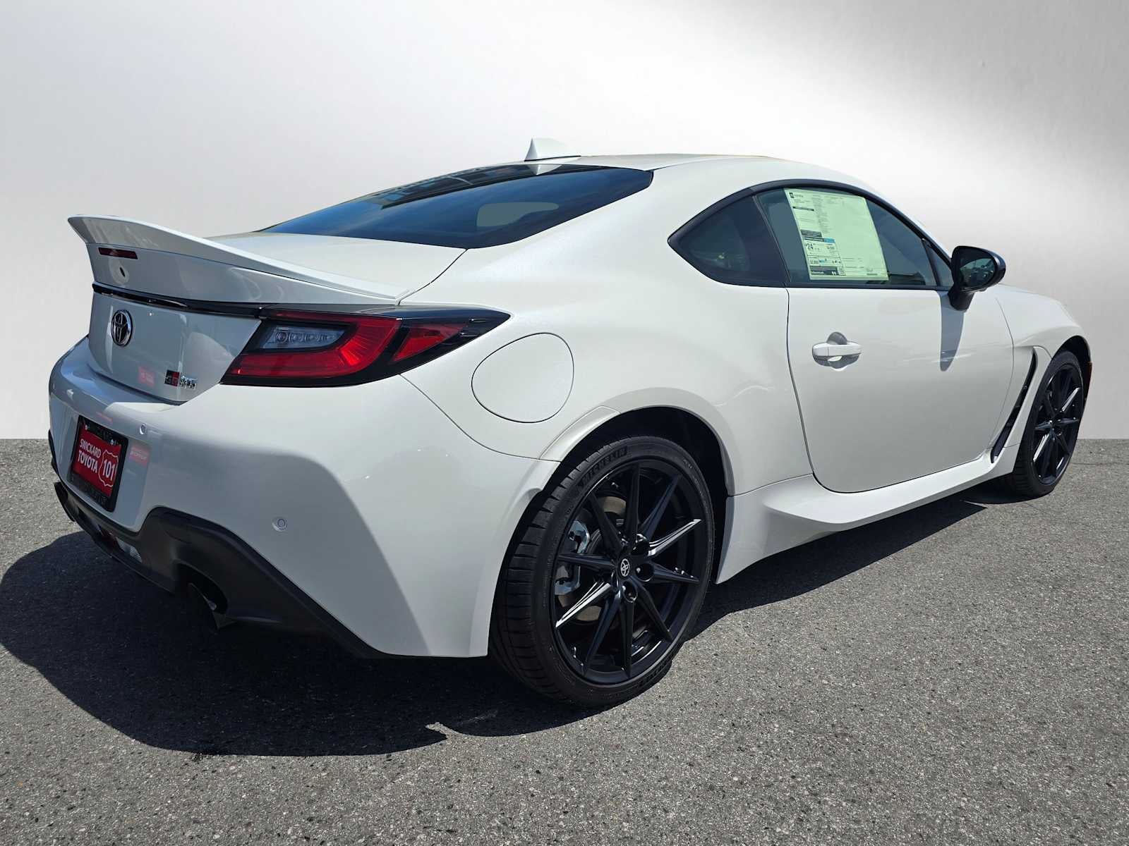 2026 Toyota GR86 Premium AT