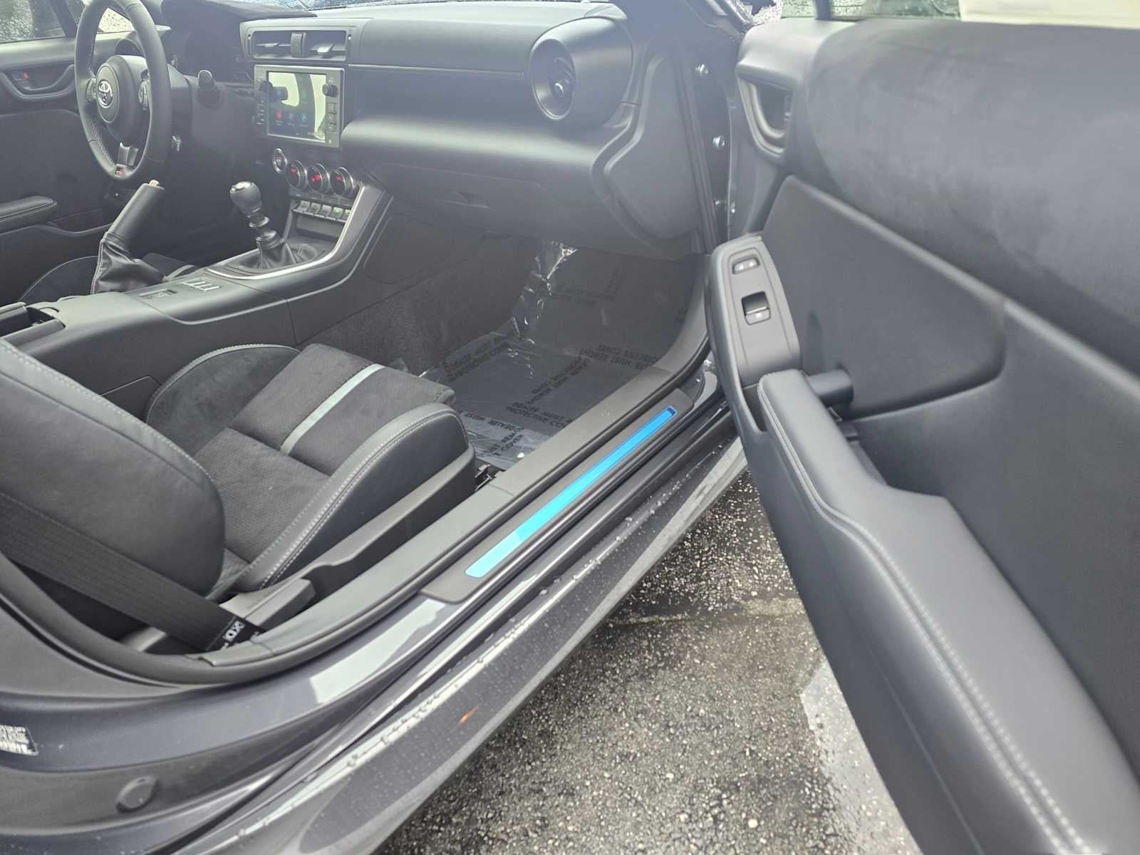 2026 Toyota GR86 Premium MT