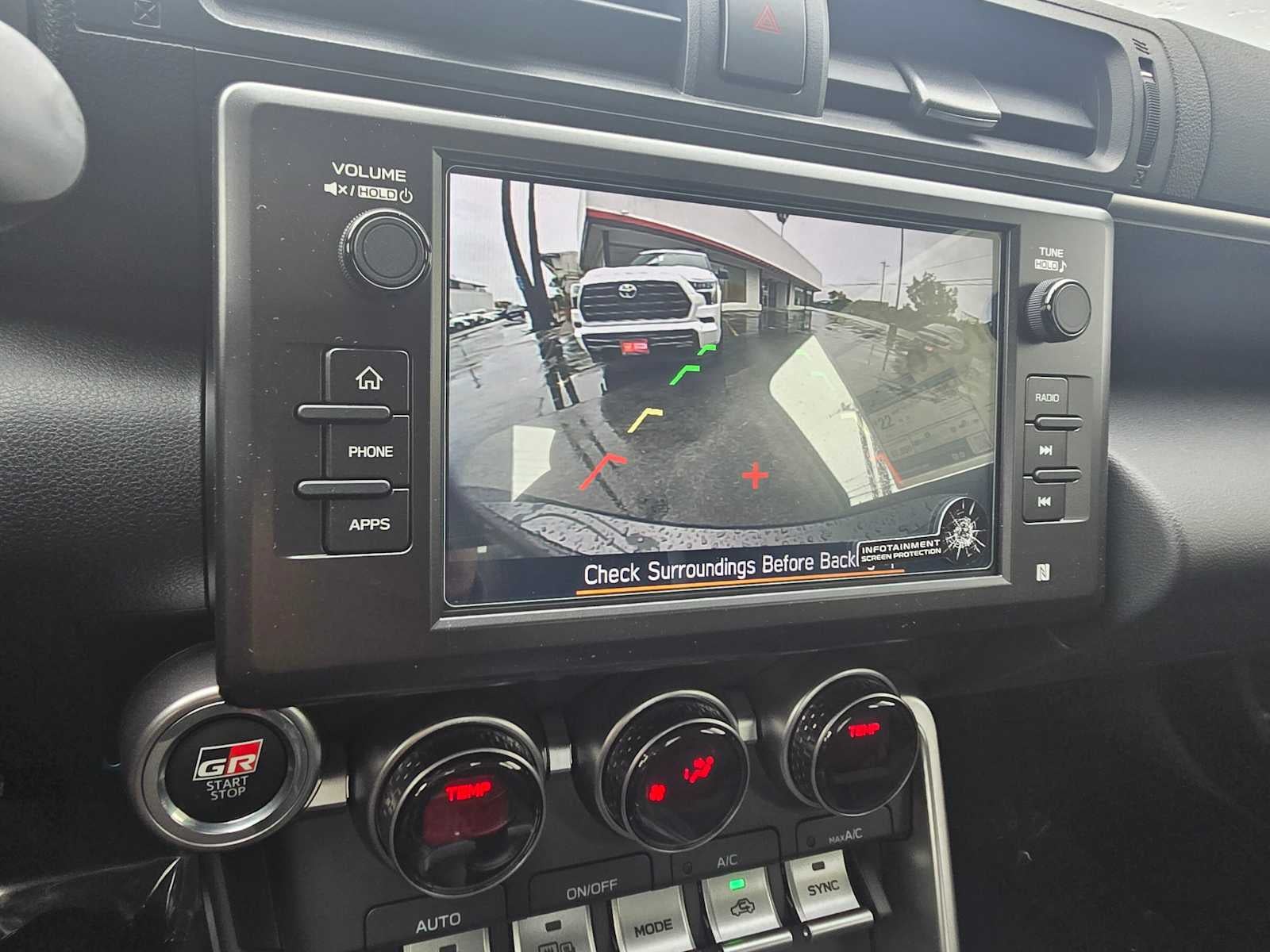 2026 Toyota GR86 Premium MT