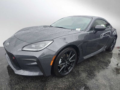 2026 Toyota GR86 Premium MT