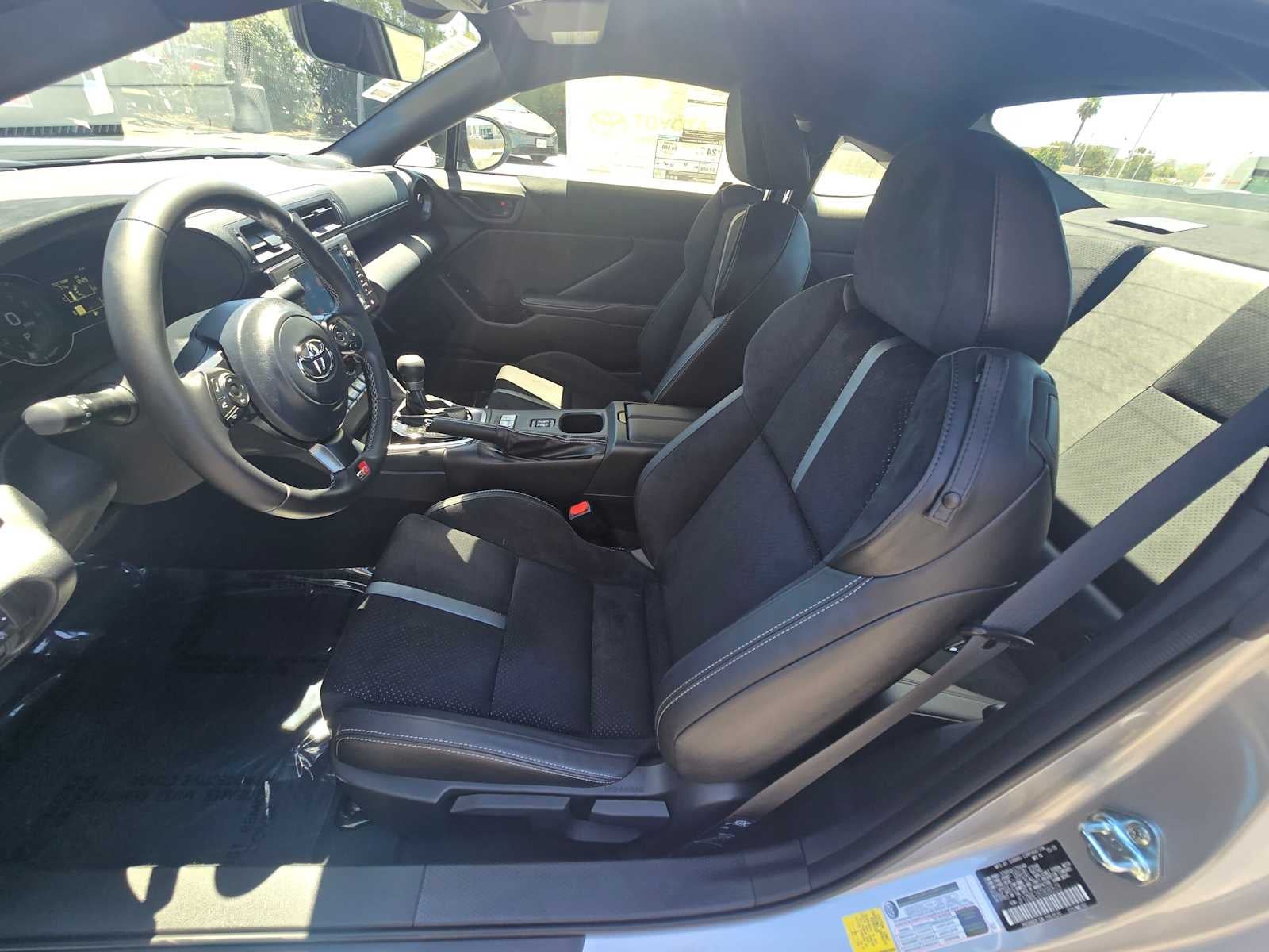 2026 Toyota GR86 Premium AT