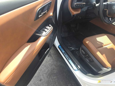 2026 Toyota Toyota Crown Signia XLE