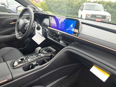 2026 Toyota Toyota Crown Signia Limited