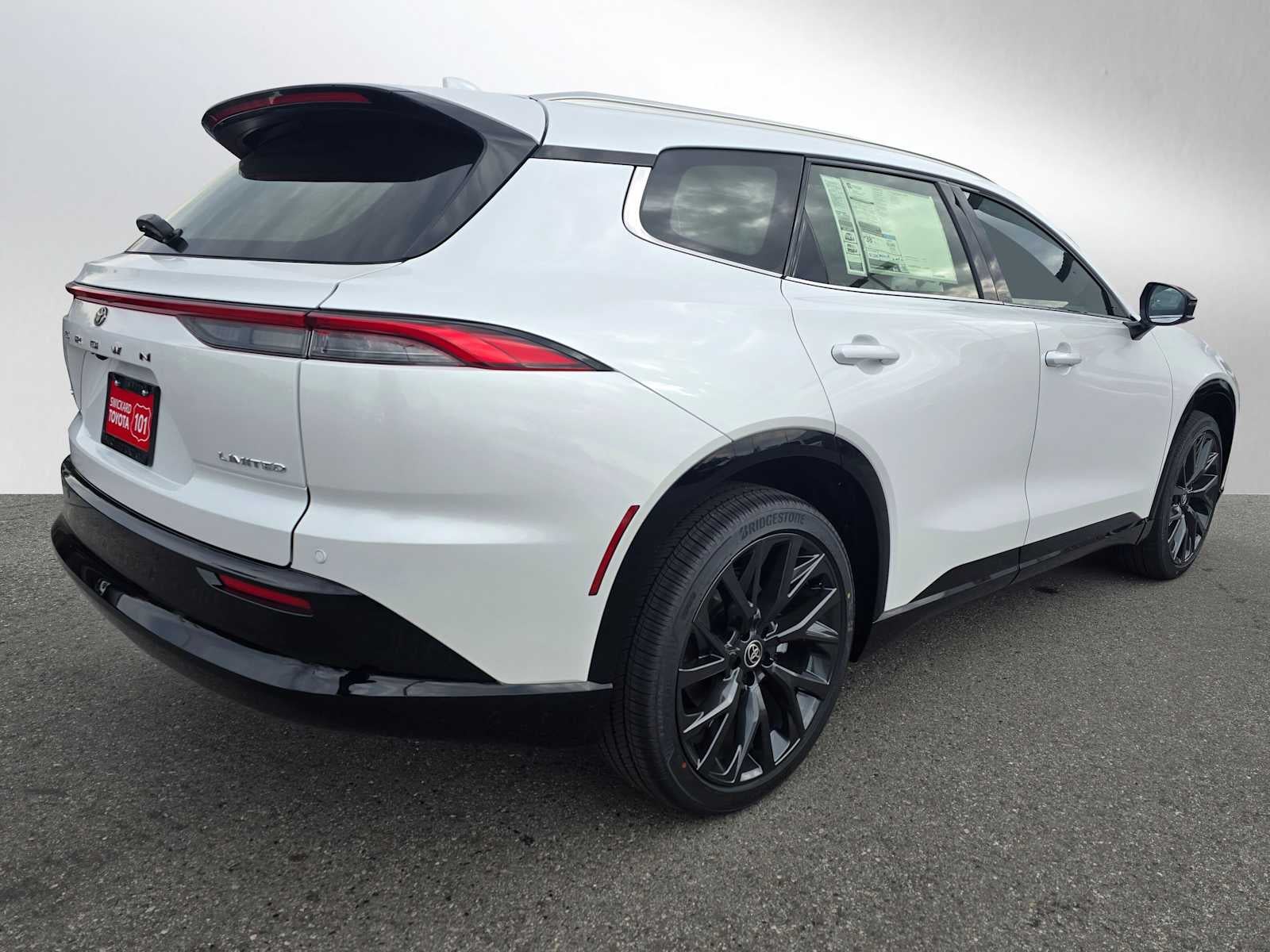 2026 Toyota Toyota Crown Signia Limited