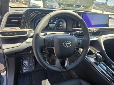 2026 Toyota Toyota Crown Signia XLE