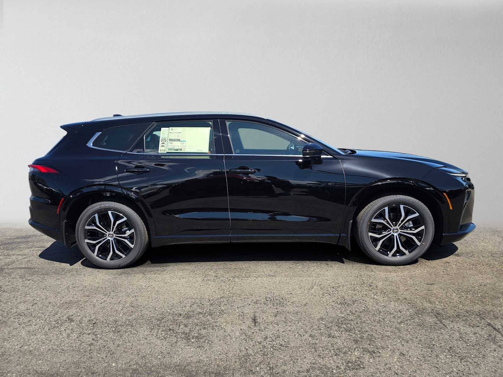 2026 Toyota Toyota Crown Signia XLE