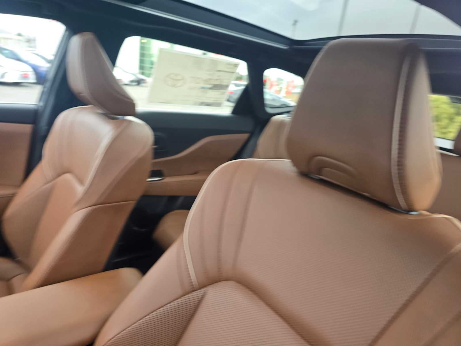 2025 Toyota Toyota Crown Signia Limited