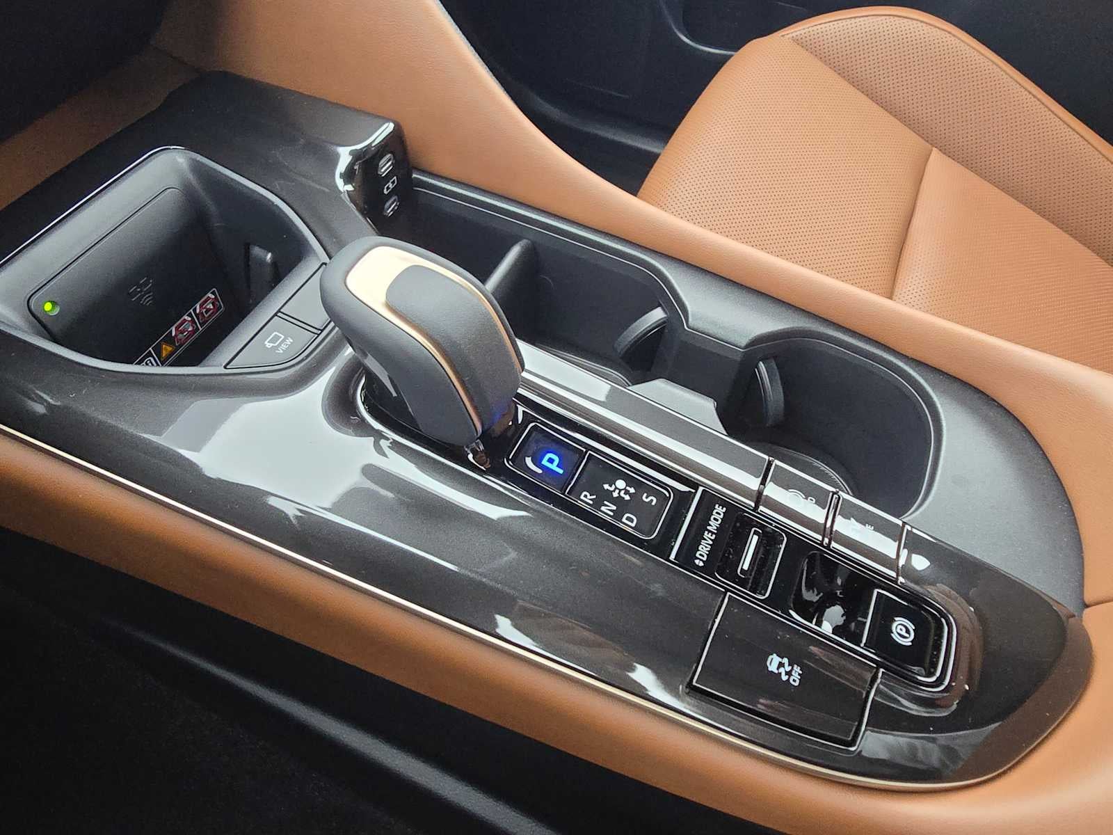 2025 Toyota Toyota Crown Signia Limited