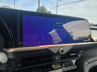 2026 Toyota Toyota Crown Signia Limited