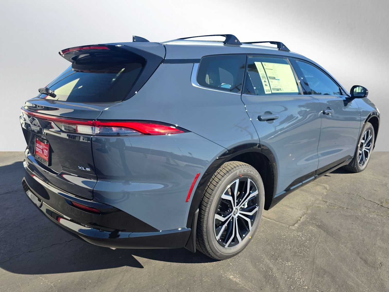 2026 Toyota Toyota Crown Signia XLE