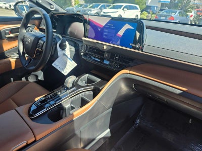 2026 Toyota Toyota Crown Signia Limited