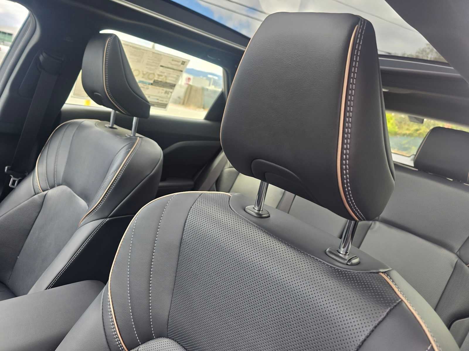 2026 Toyota Toyota Crown Signia Limited