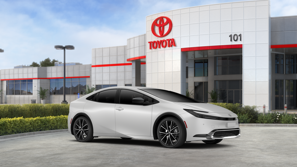 2027 Toyota Prius XLE