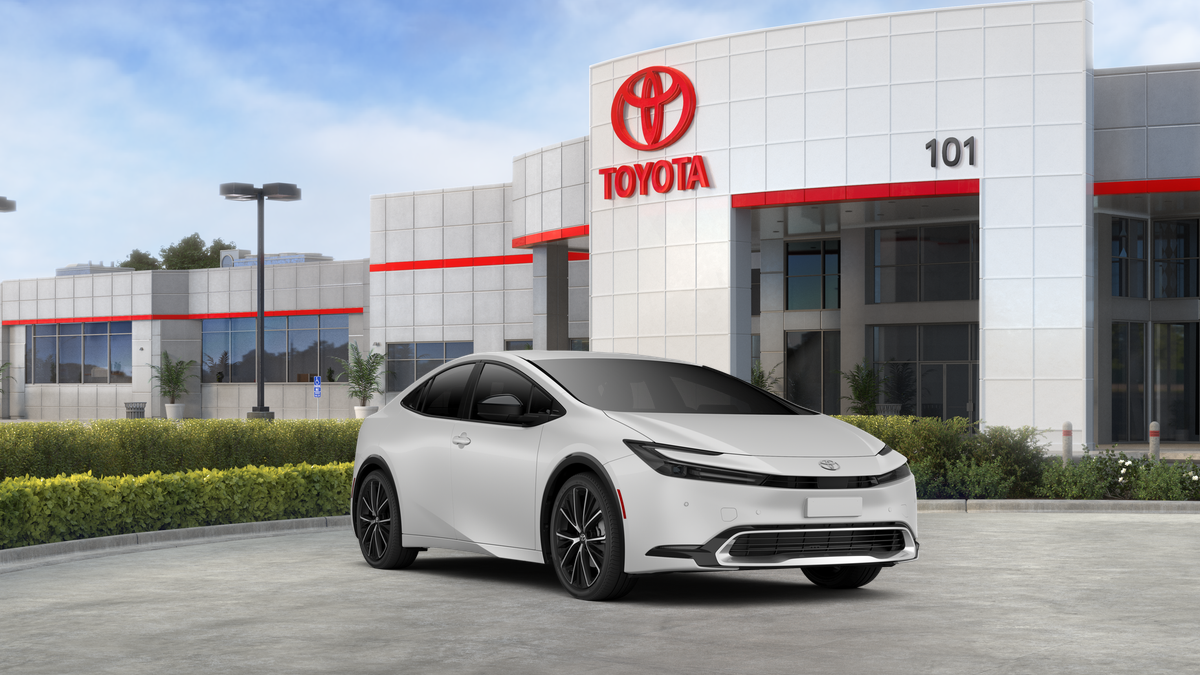 2027 Toyota Prius XLE