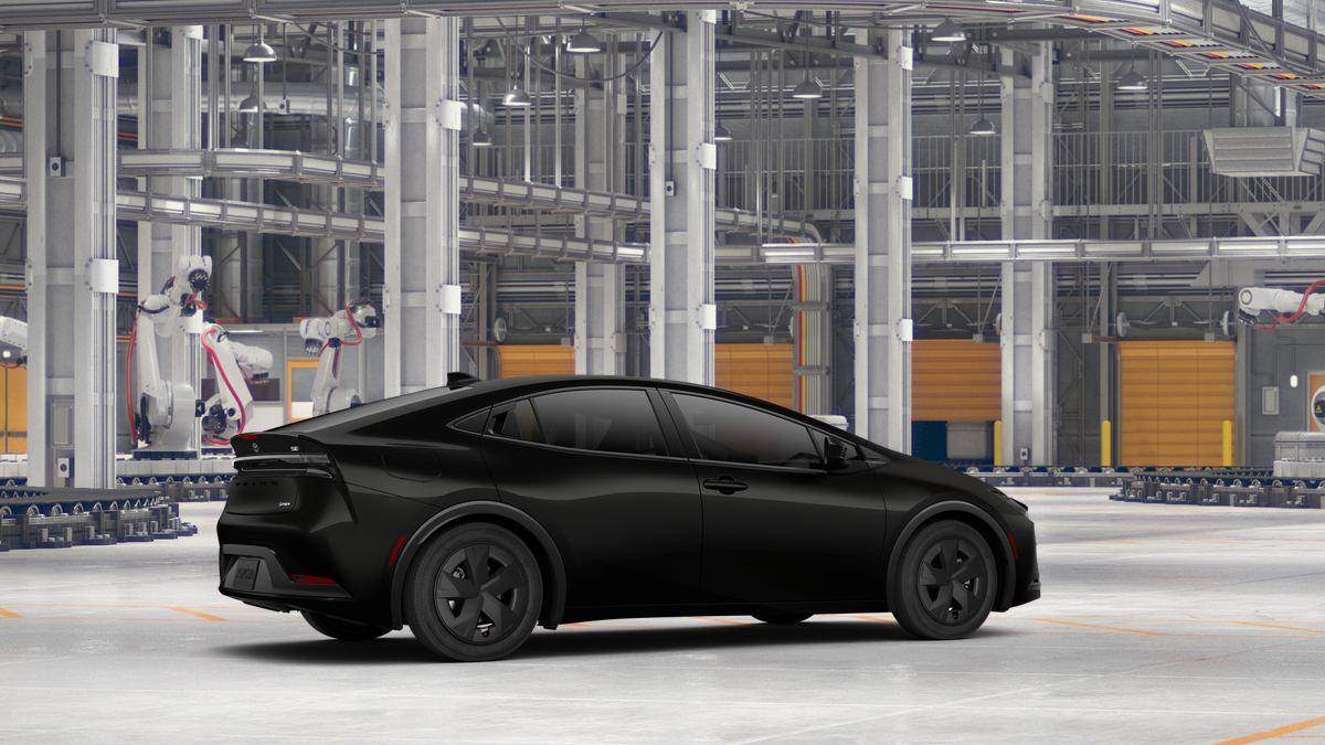 2027 Toyota Prius Plug-in Hybrid SE