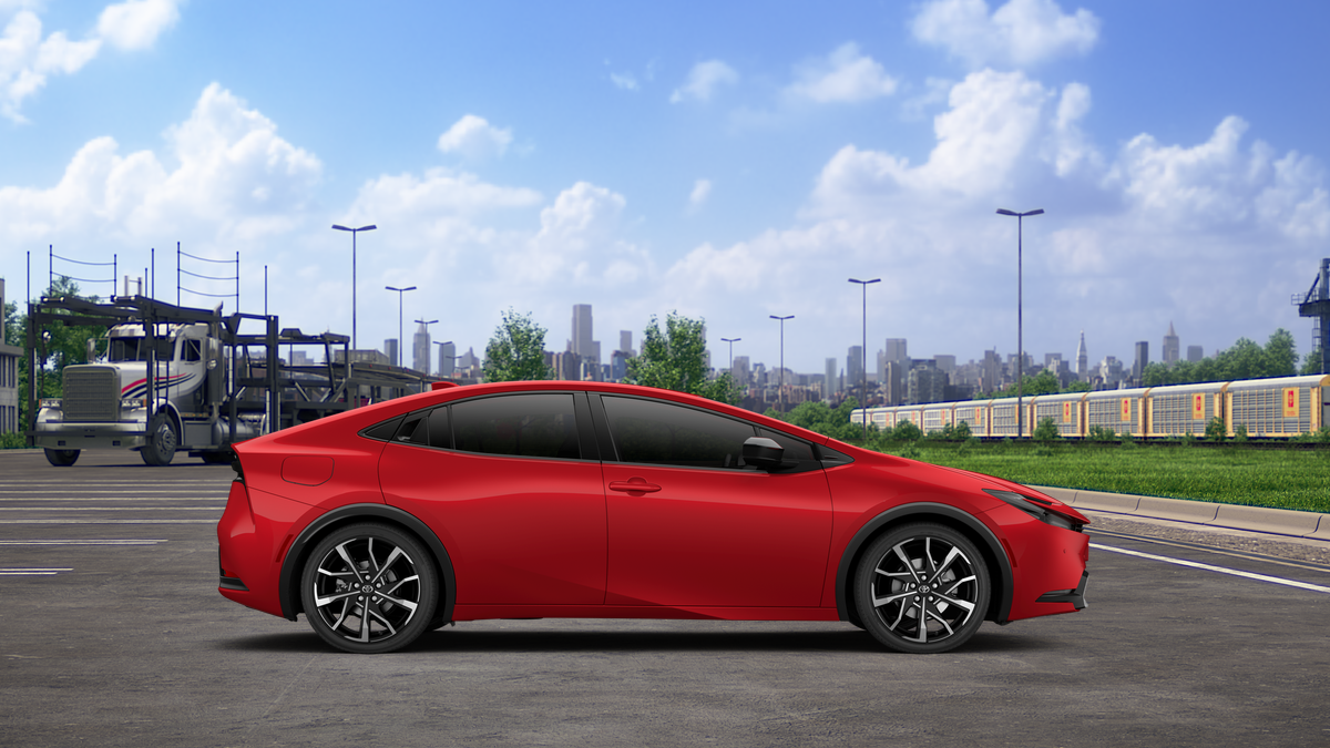 2027 Toyota Prius Plug-in Hybrid XSE