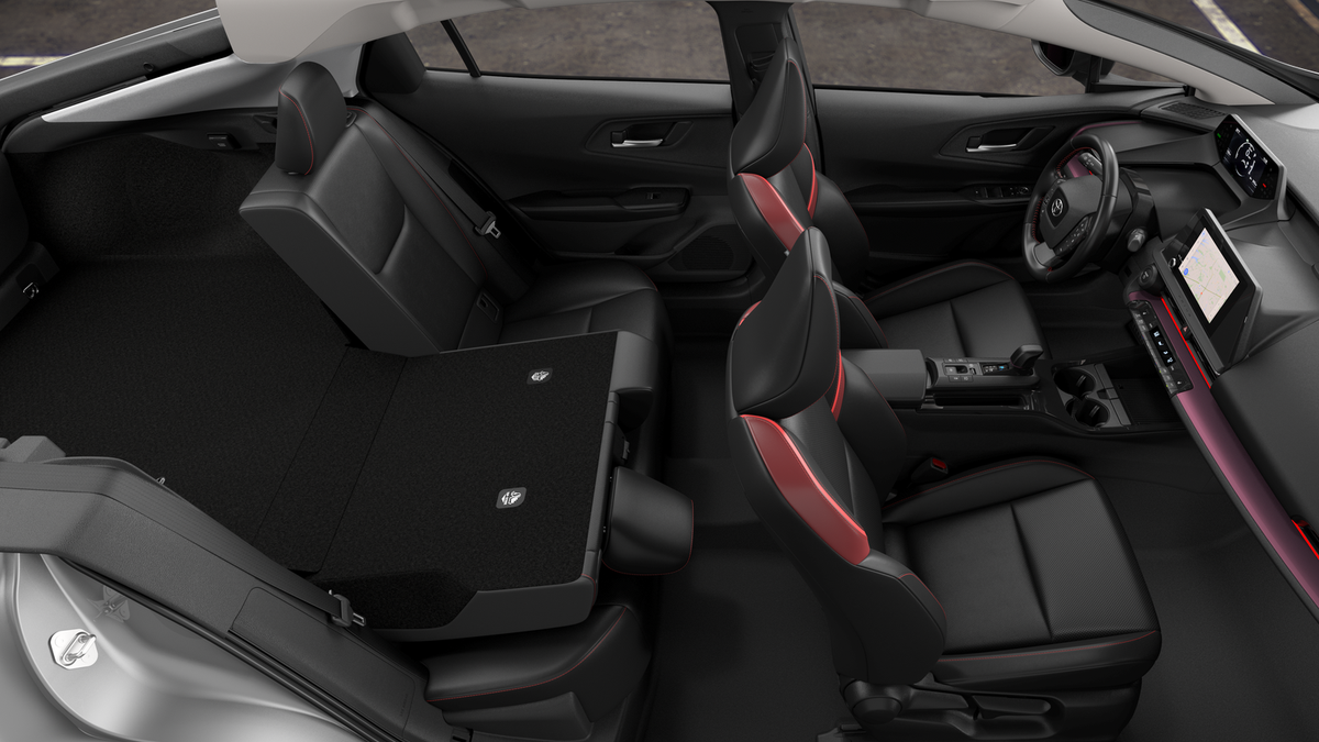 2027 Toyota Prius Plug-in Hybrid XSE