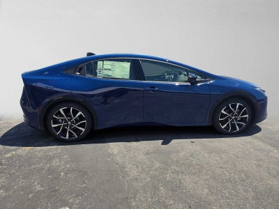 2027 Toyota Prius Plug-in Hybrid XSE