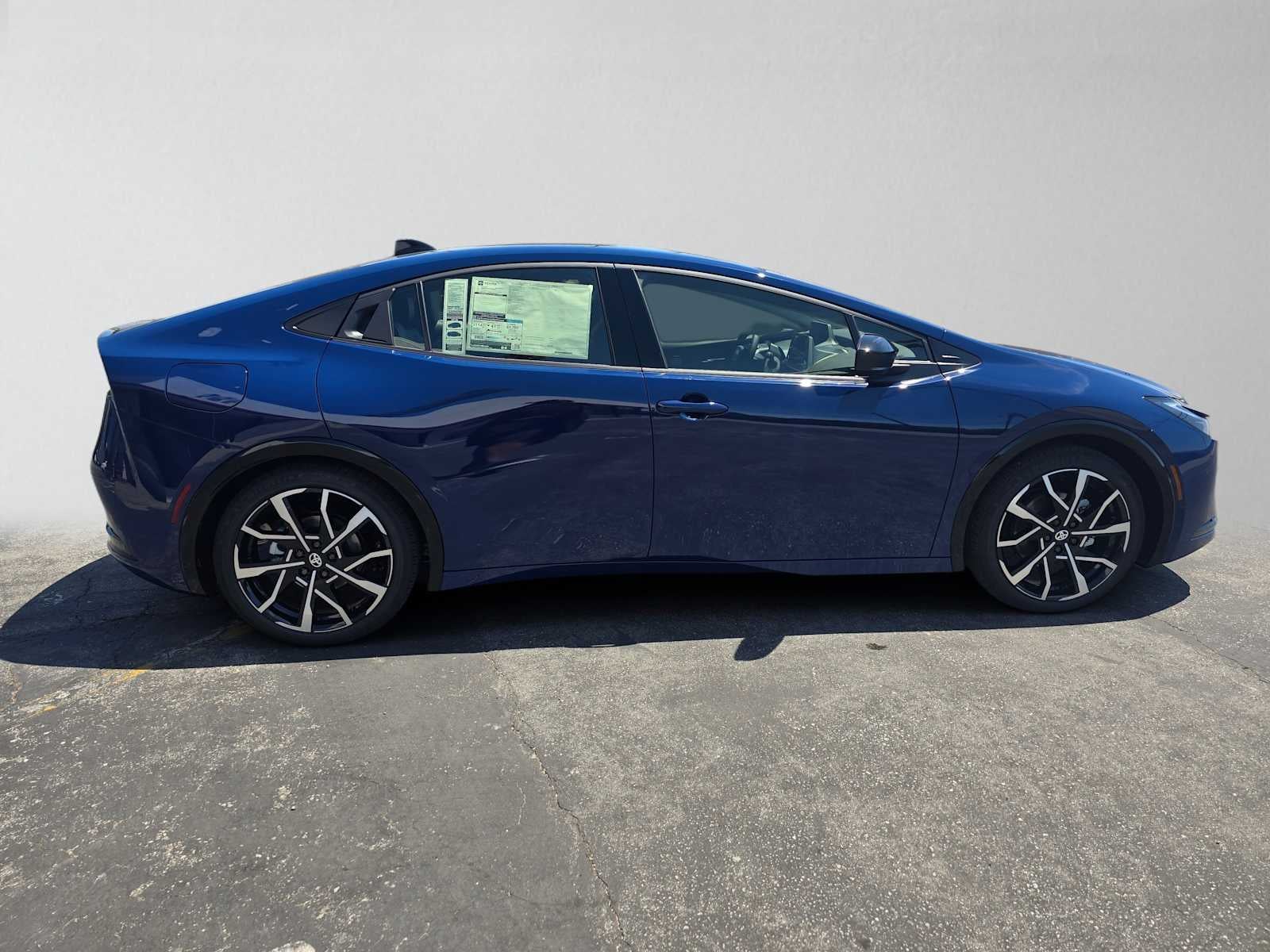 2027 Toyota Prius Plug-in Hybrid XSE