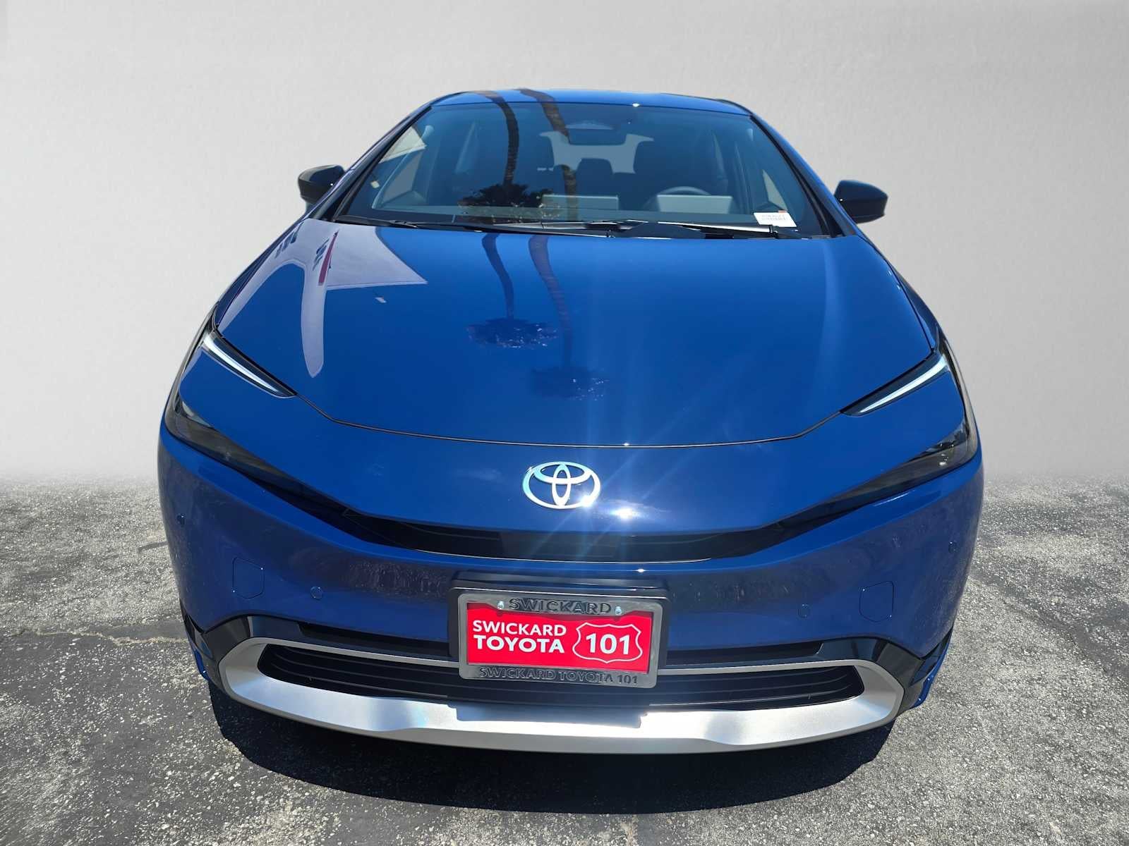 2027 Toyota Prius Plug-in Hybrid XSE