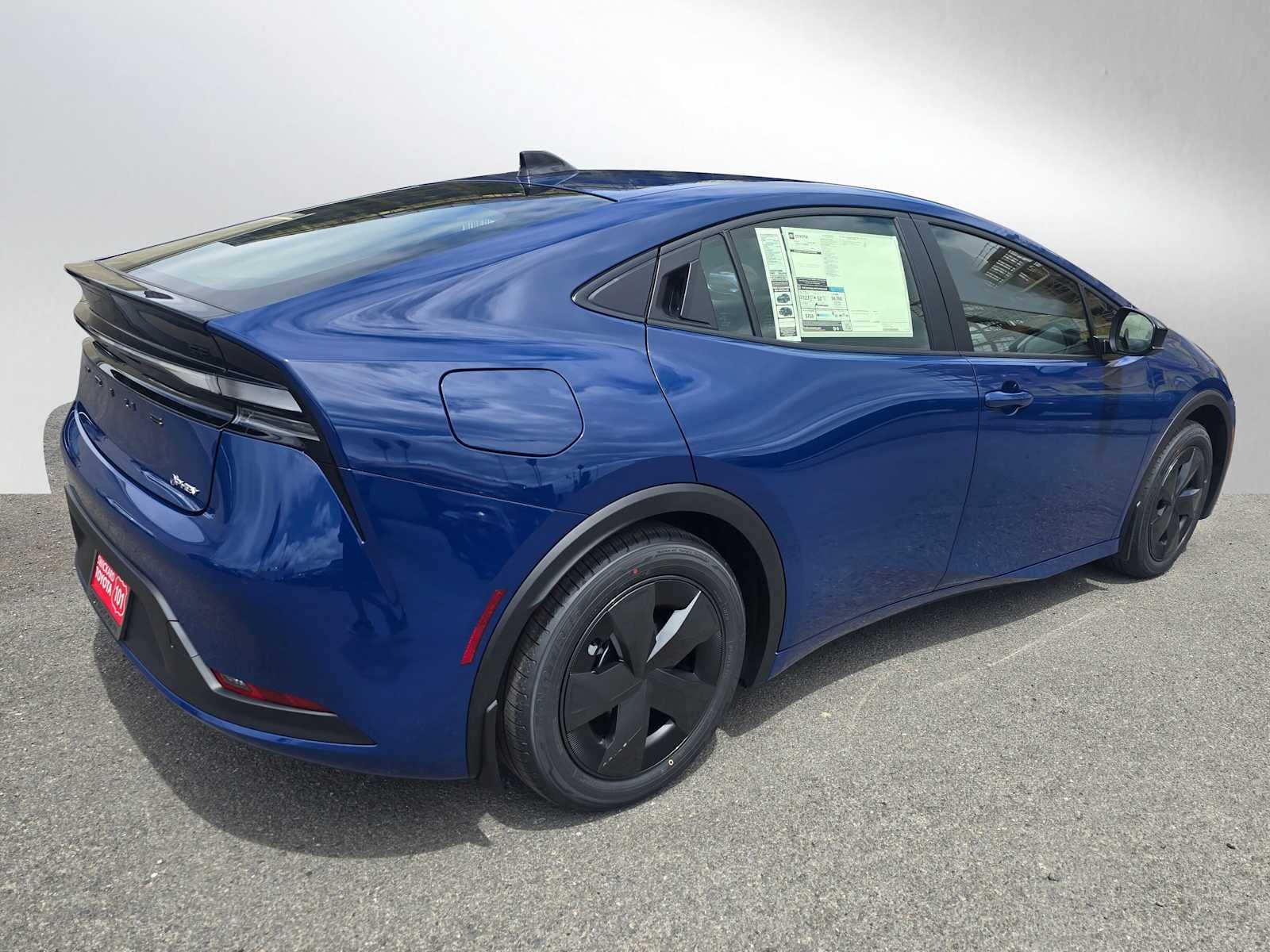 2026 Toyota Prius Plug-in Hybrid SE