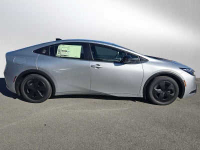 2026 Toyota Prius Plug-in Hybrid SE