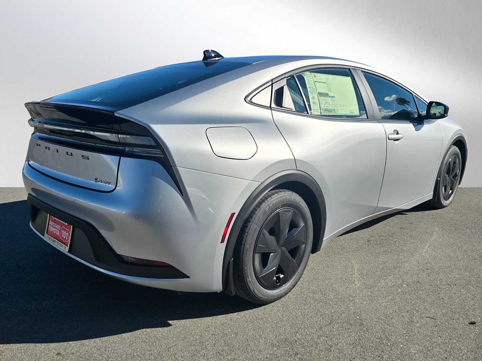 2026 Toyota Prius Plug-in Hybrid SE