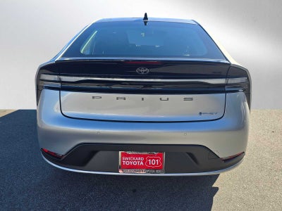 2026 Toyota Prius Plug-in Hybrid SE