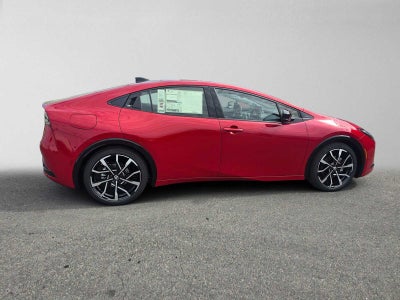 2027 Toyota Prius Plug-in Hybrid XSE Premium