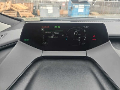 2027 Toyota Prius Plug-in Hybrid XSE